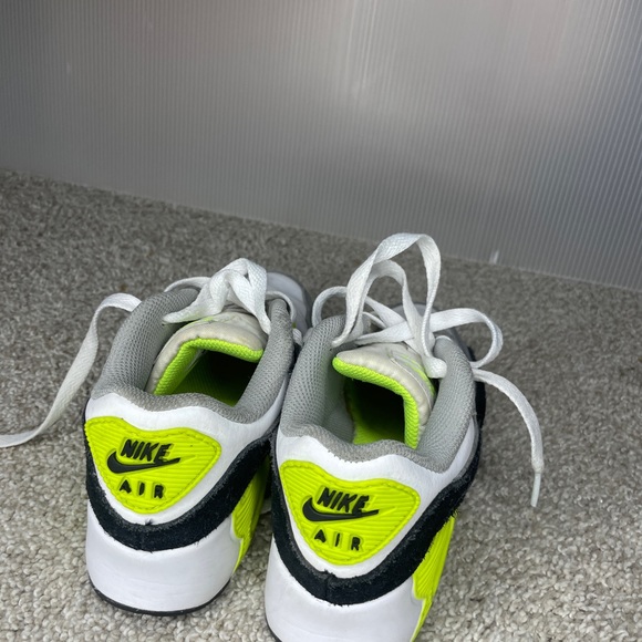 Kids size 13c Neon Green Air max. Pre own - Picture 3 of 4